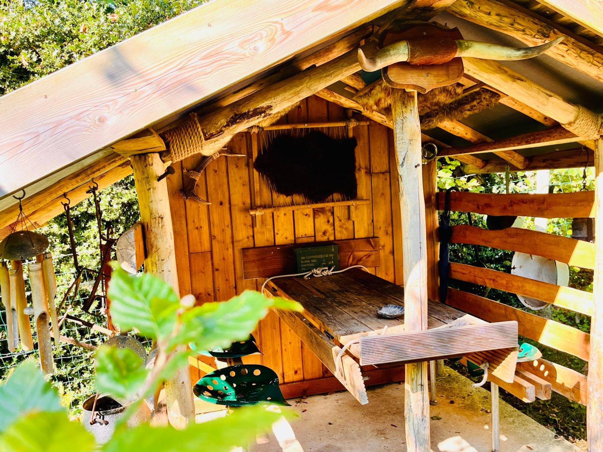 La Cabane Perchee Du Trappeur Écrainville Екстериор снимка