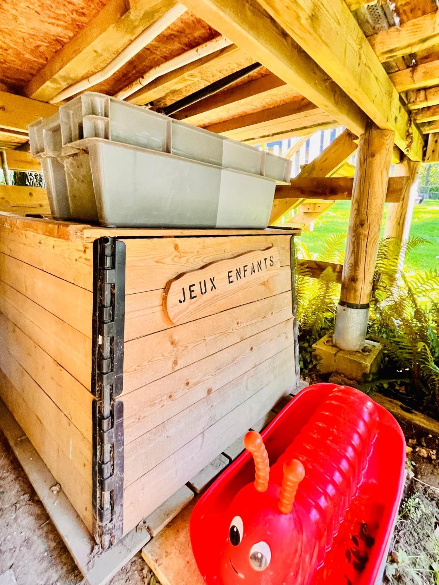 La Cabane Perchee Du Trappeur Écrainville Екстериор снимка
